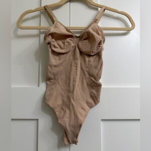 New Skims Sculpting Thong Bodysuit Mica Size L/XL